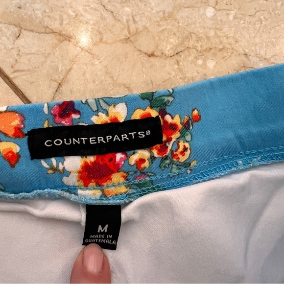 Colorful ruffle bottomed skirt w/ shorts built in Size Medium, lots of stretch. - Picture 6 of 6